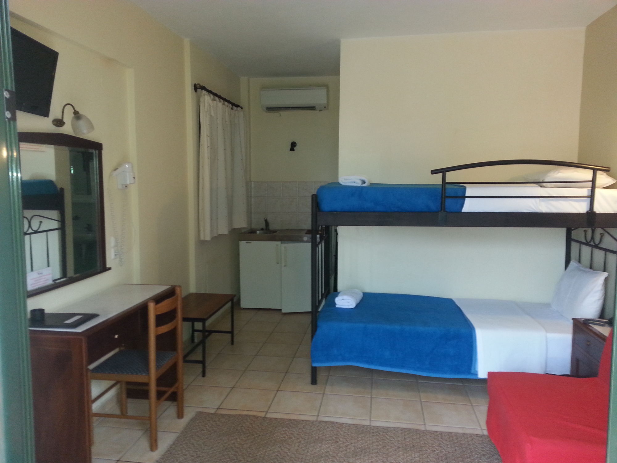 Ela Mesa Aparthotel Souvala